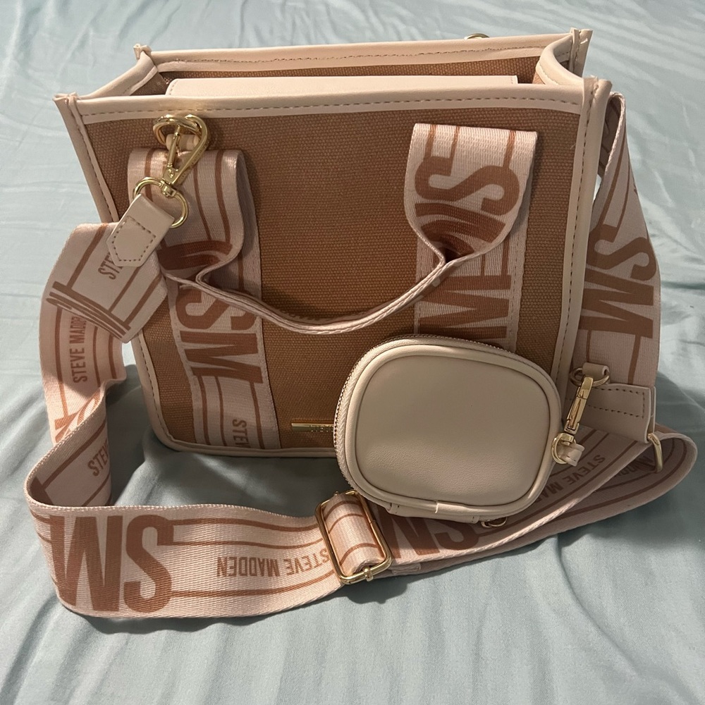 Steven Madden bwebber crossbody